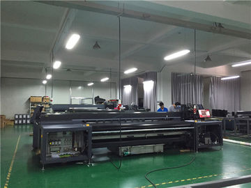 Chiny 1200 Dpi Auto Digital Printing Machine do drukowania tkanin / tekstyliów fabryka