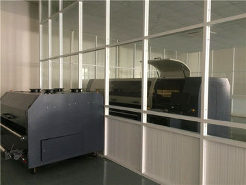 Chiny Automatyczne przemysłowe cyfrowe maszyny drukarskie do tkaniny Kyocera Head 1800 mm fabryka
